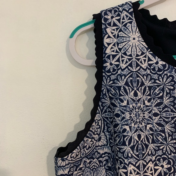 TOMMY HILFIGER size 16 dress - Picture 2 of 5